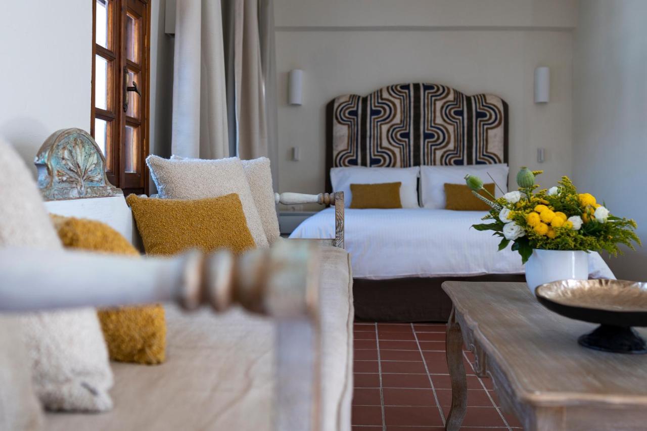 Maris Lindos Suites & Apartments Bagian luar foto