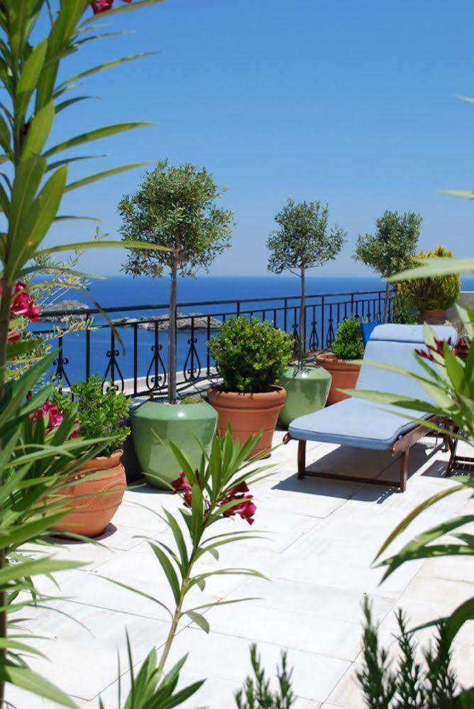 Maris Lindos Suites & Apartments Bagian luar foto