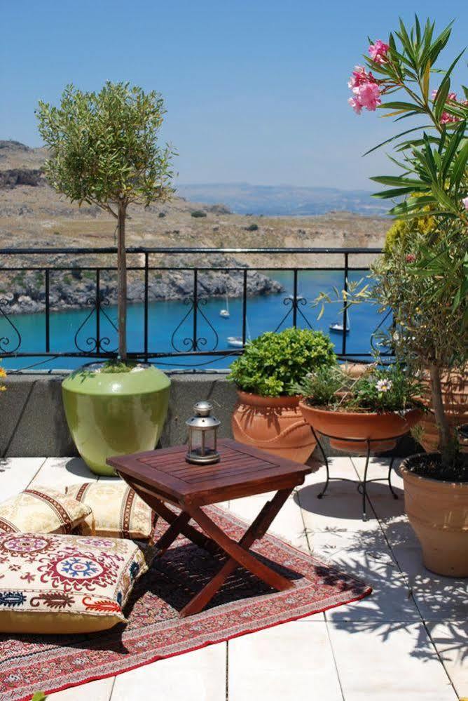 Maris Lindos Suites & Apartments Bagian luar foto